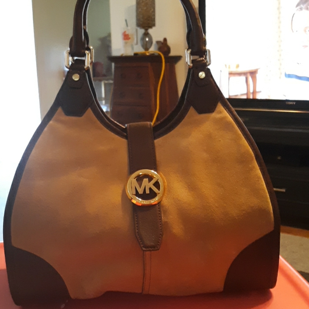 Handbag - Picture 2 of 6